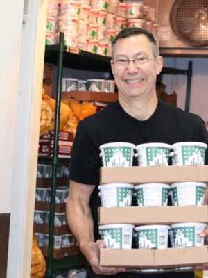 Volunteer to feed the hungry in Scarborough M1H2X1 Volunteer to feed the hungry in Scarborough